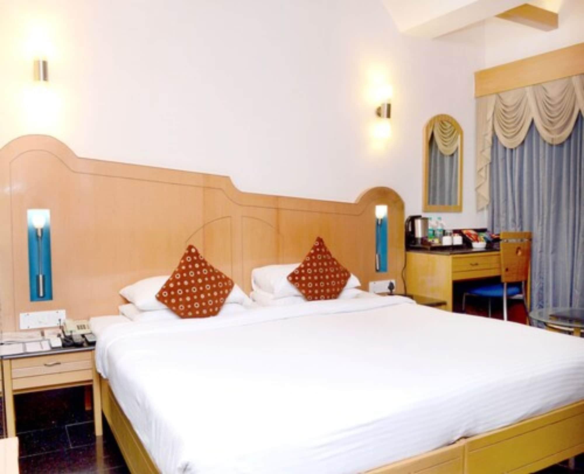 Ramee Guestline Khar 3* Bombaj