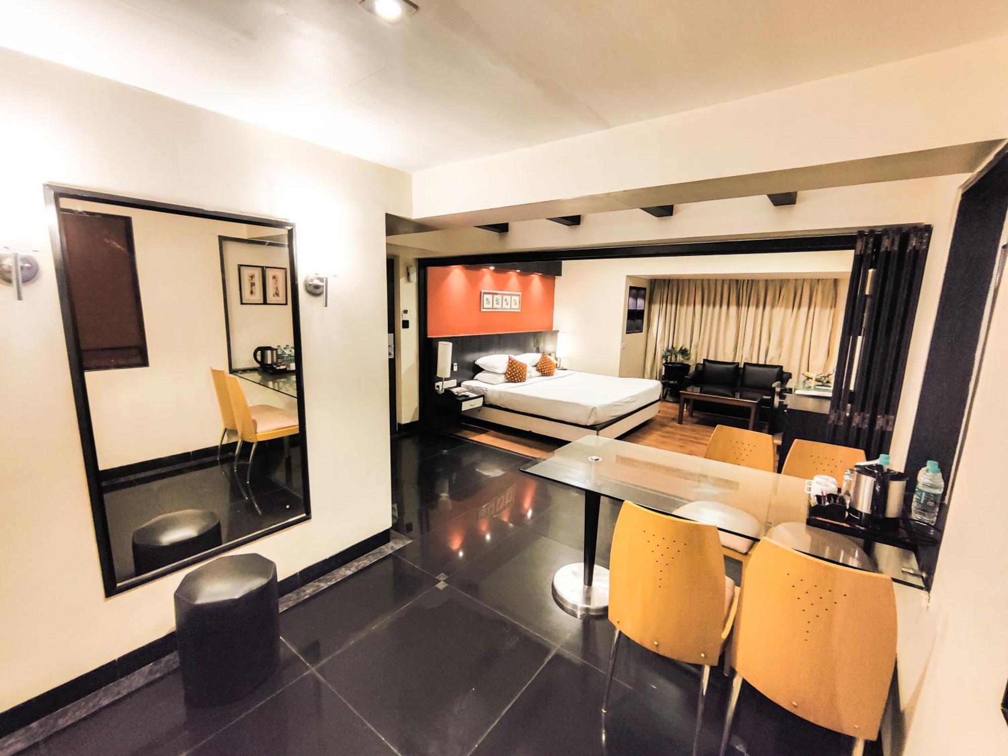 Ramee Guestline Khar 3* Bombaj